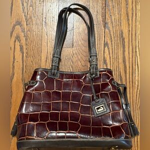 Dooney and bourke croc embossed handbag excellent condition